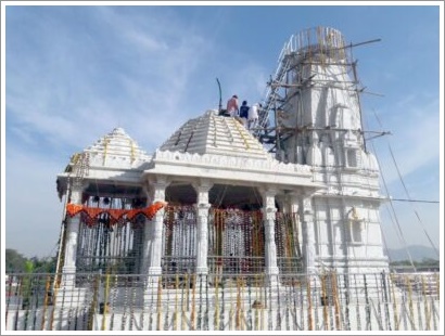 Amba Mata Mandir at Malwara(Shilanyas Pujan by Harichandra Singh so Th. Amar Singh ji & Ganpat Singh Ji so Laxman Singh ji in 2002, Prathistha 2016